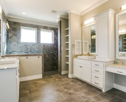Highland Oaks Master Bathroom | Sterling Brook Custom Homes | DFW Custom Home Builder